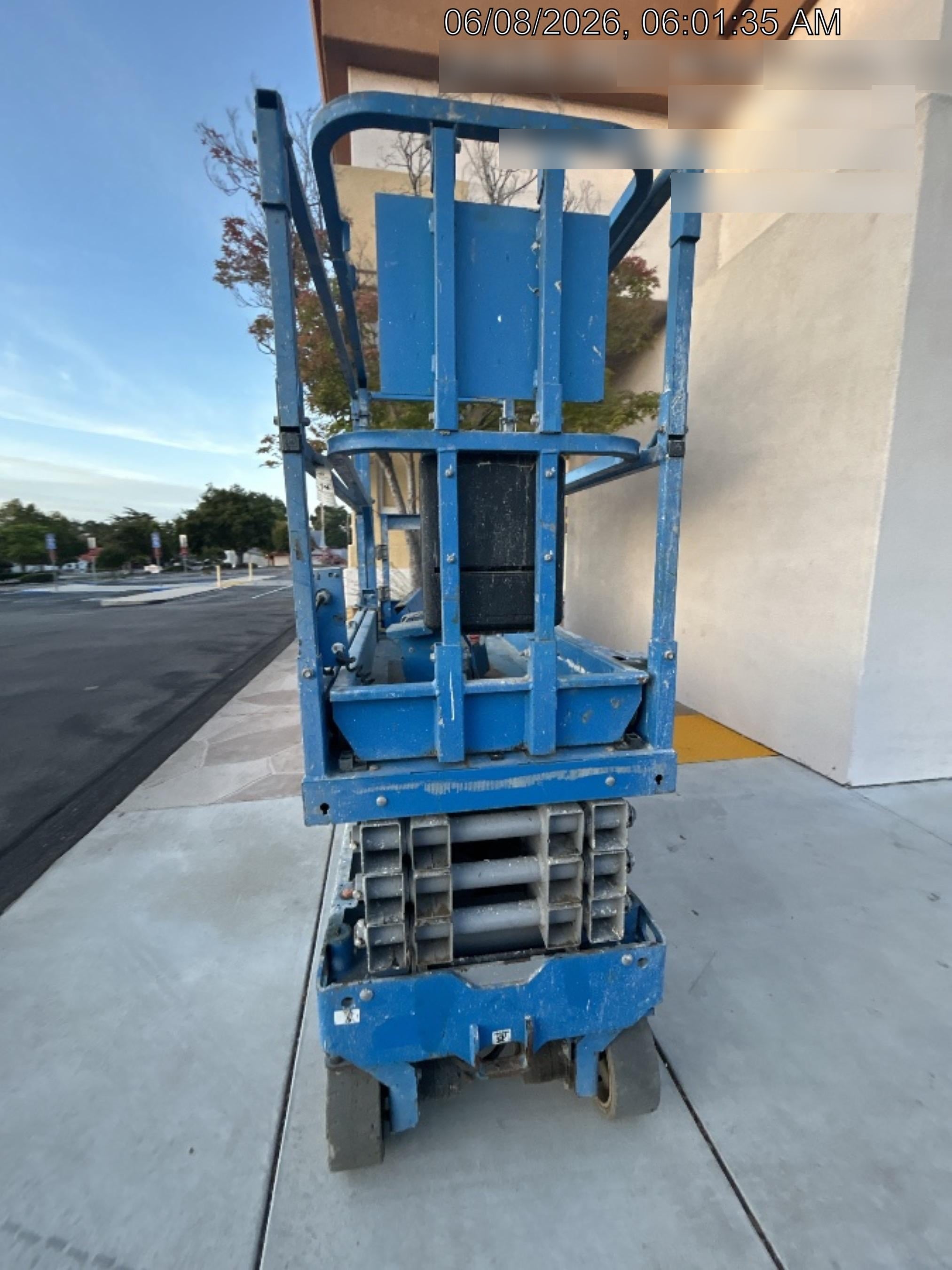2020 Genie GS-1930 Solid Non Marking Tires, Beacon, Folding rails with half height swing gate, 800W Inverter