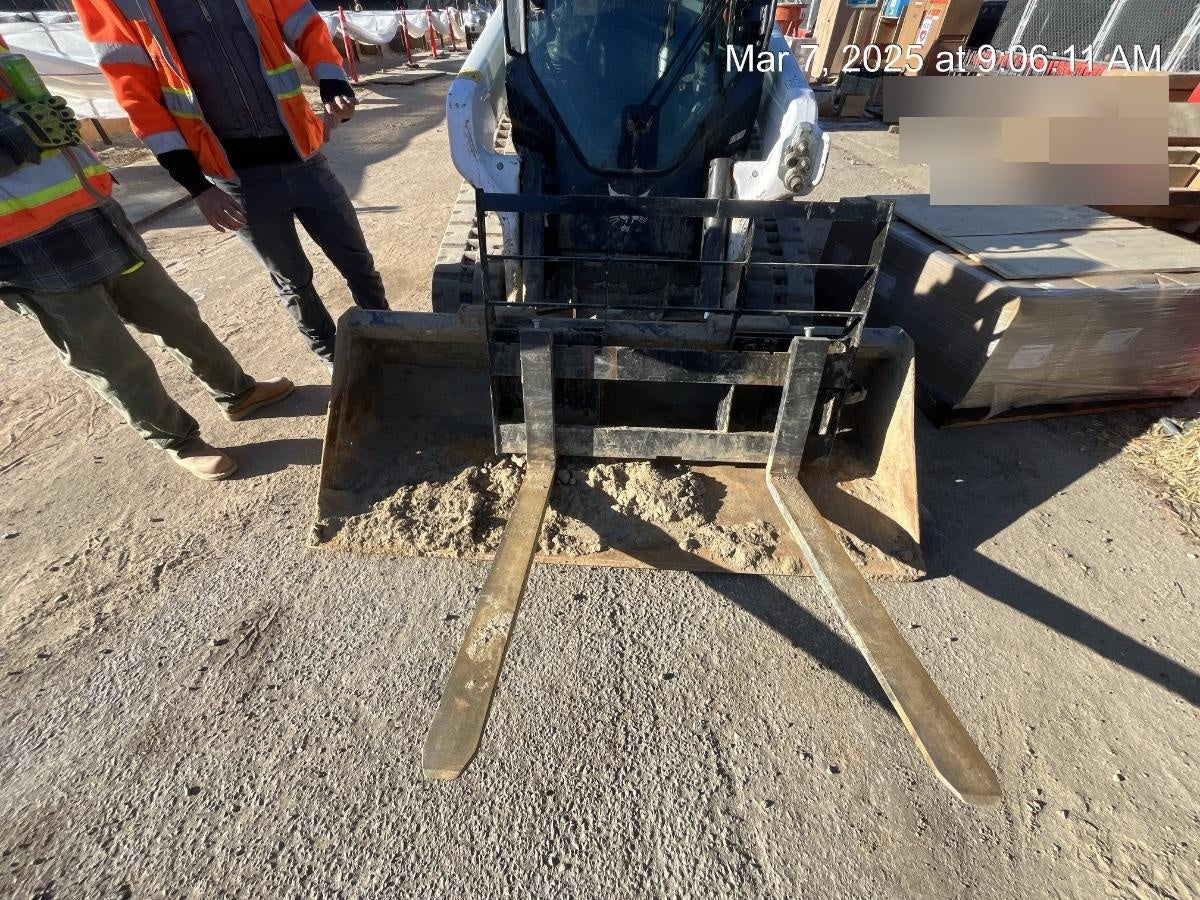 2023 ARROW MATERIAL HANDLING 48" Pallet Forks - Arrow