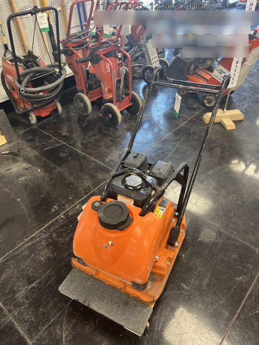 2022 Multiquip MVC88VTHW Plate Compactor, 20", w/Water Tank, Honda GX160