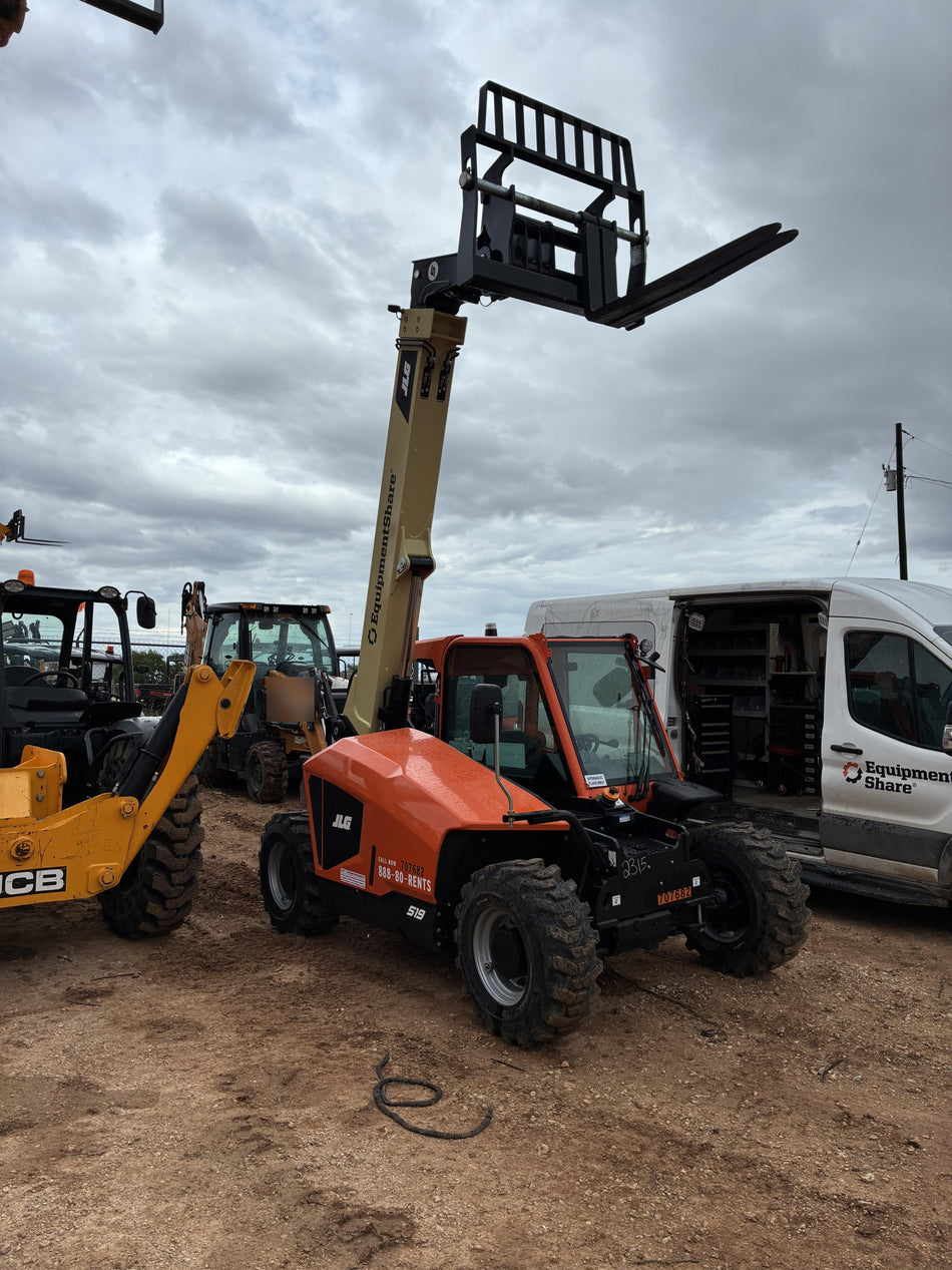 2026 JLG 519