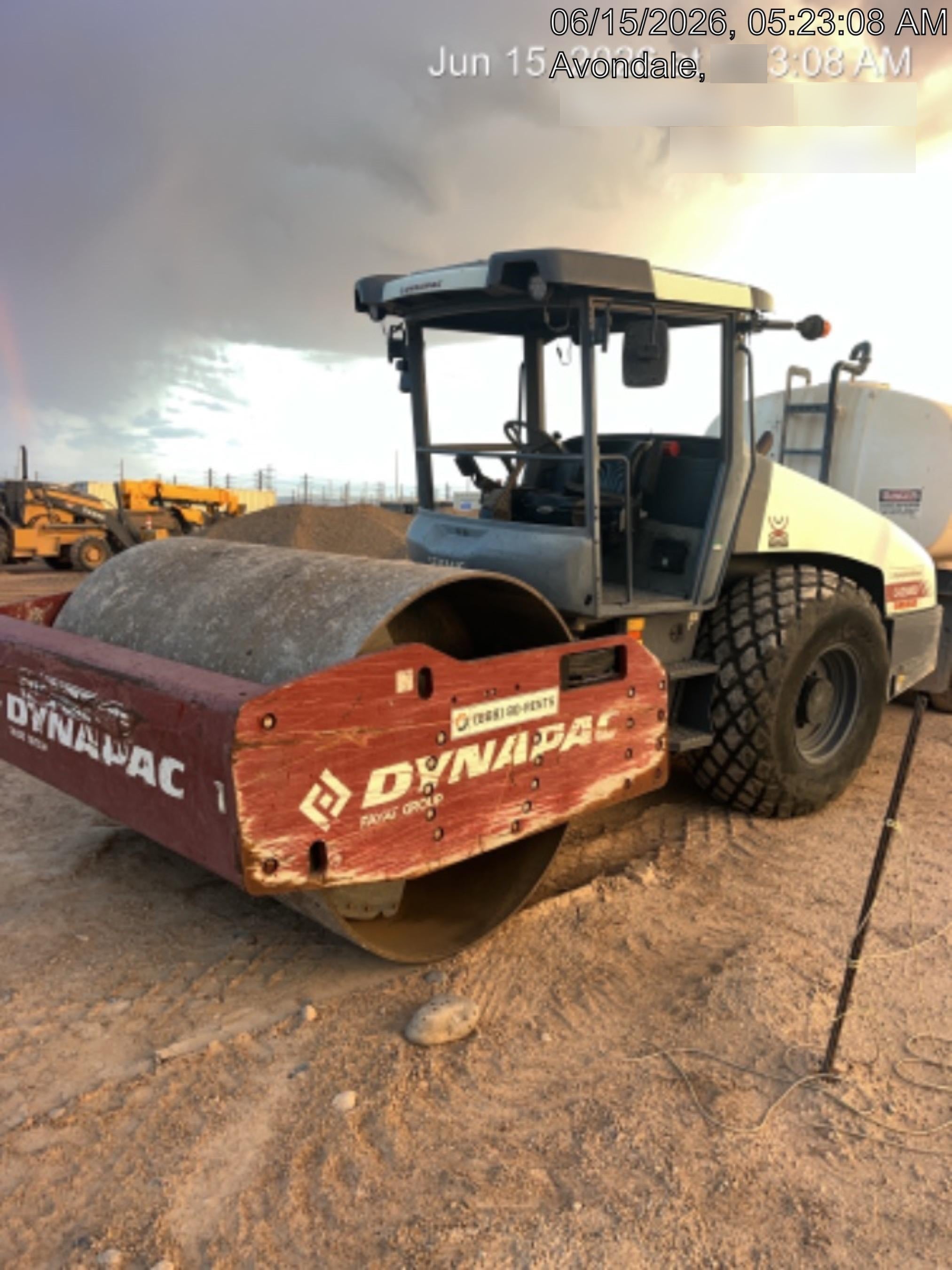 2021 DYNAPAC CA2500D