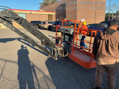 2019 JLG 660SJ