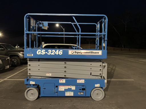 2020 Genie GS-3246 Standard, Folding full height swing gate, 800W Inverter