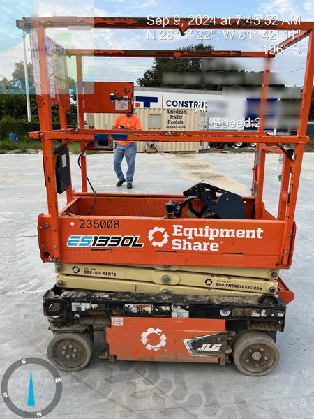 2022 JLG ES1330L