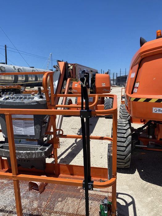 2020 JLG 660SJ