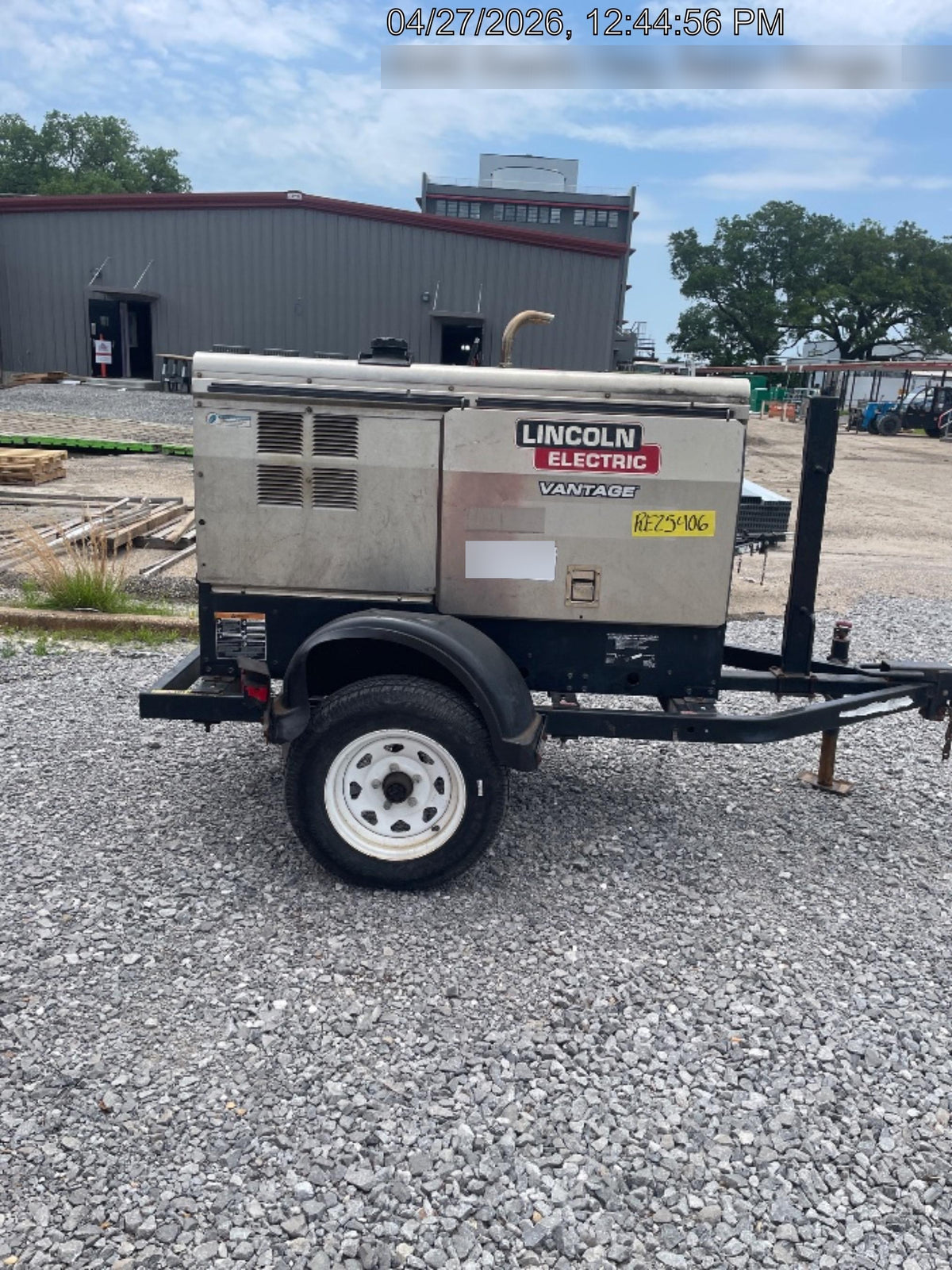 2019 Lincoln Electric Vantage 322 Welder Ready-Pak 3, Two wheel trailer, Fender and Light kit, Cable Rack