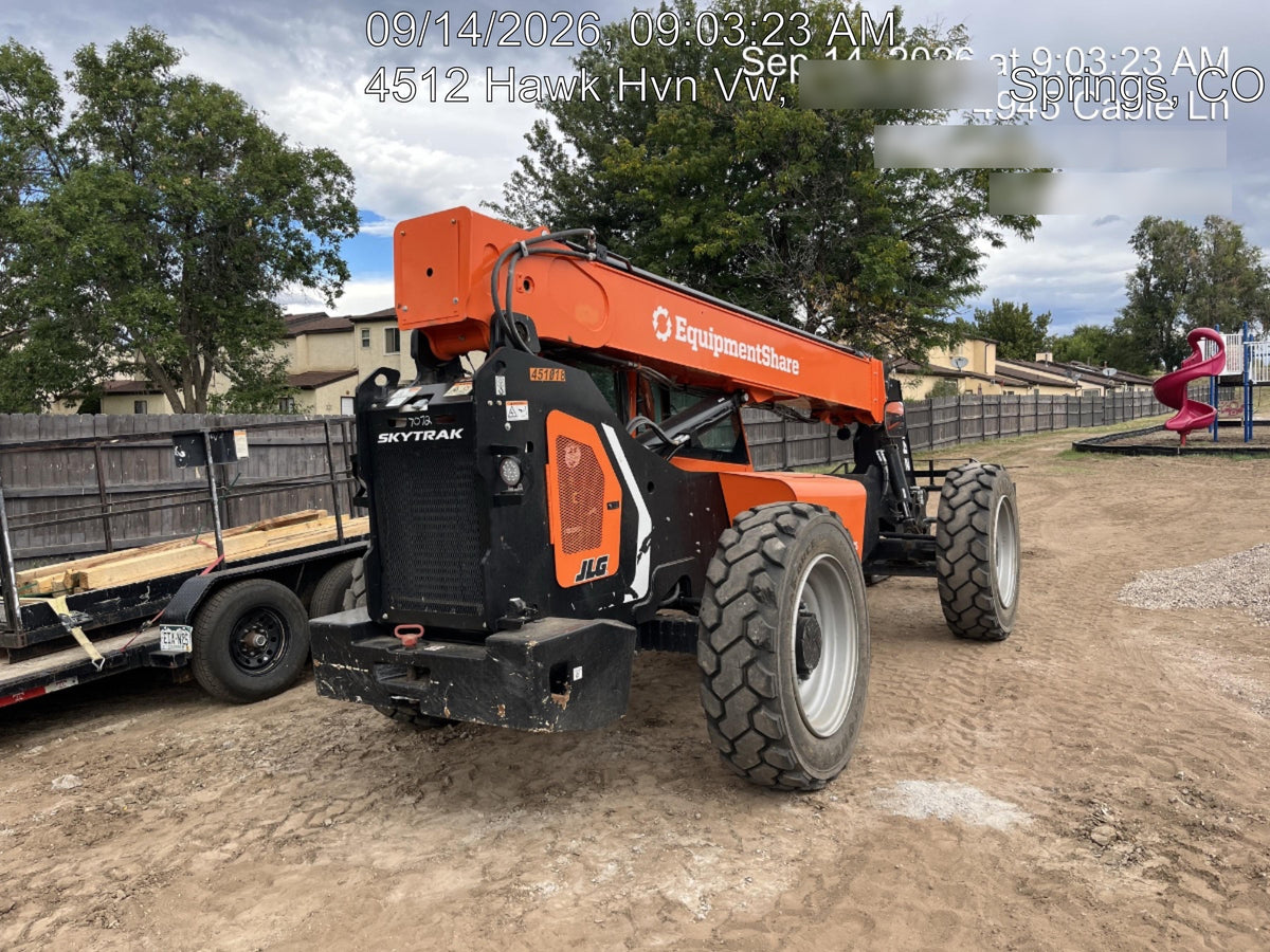 2024 SKYTRAK 8042