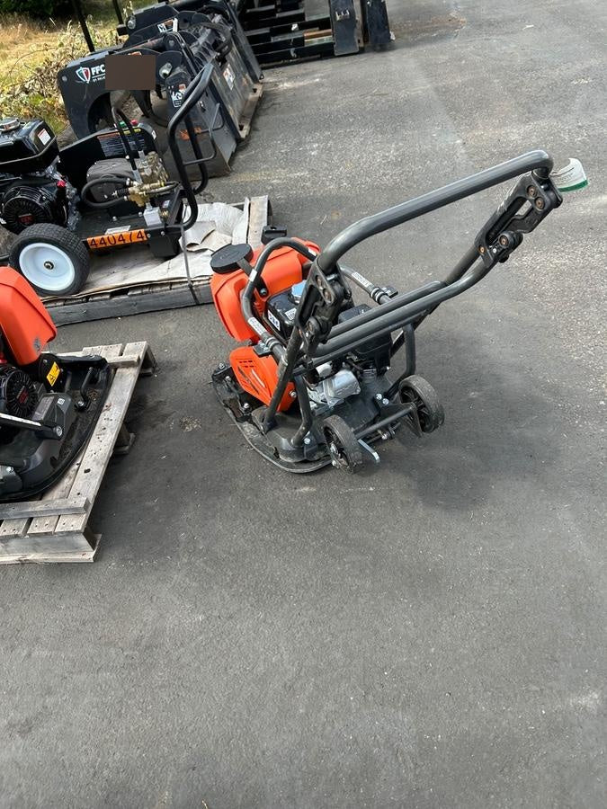 2024 HUSQVARNA LF75