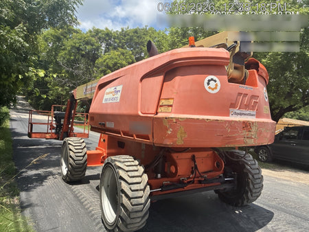 2019 JLG 660SJ 4WD w/Deutz Diesel Engine, FF Tires, Beacon, Welder-Ready Package