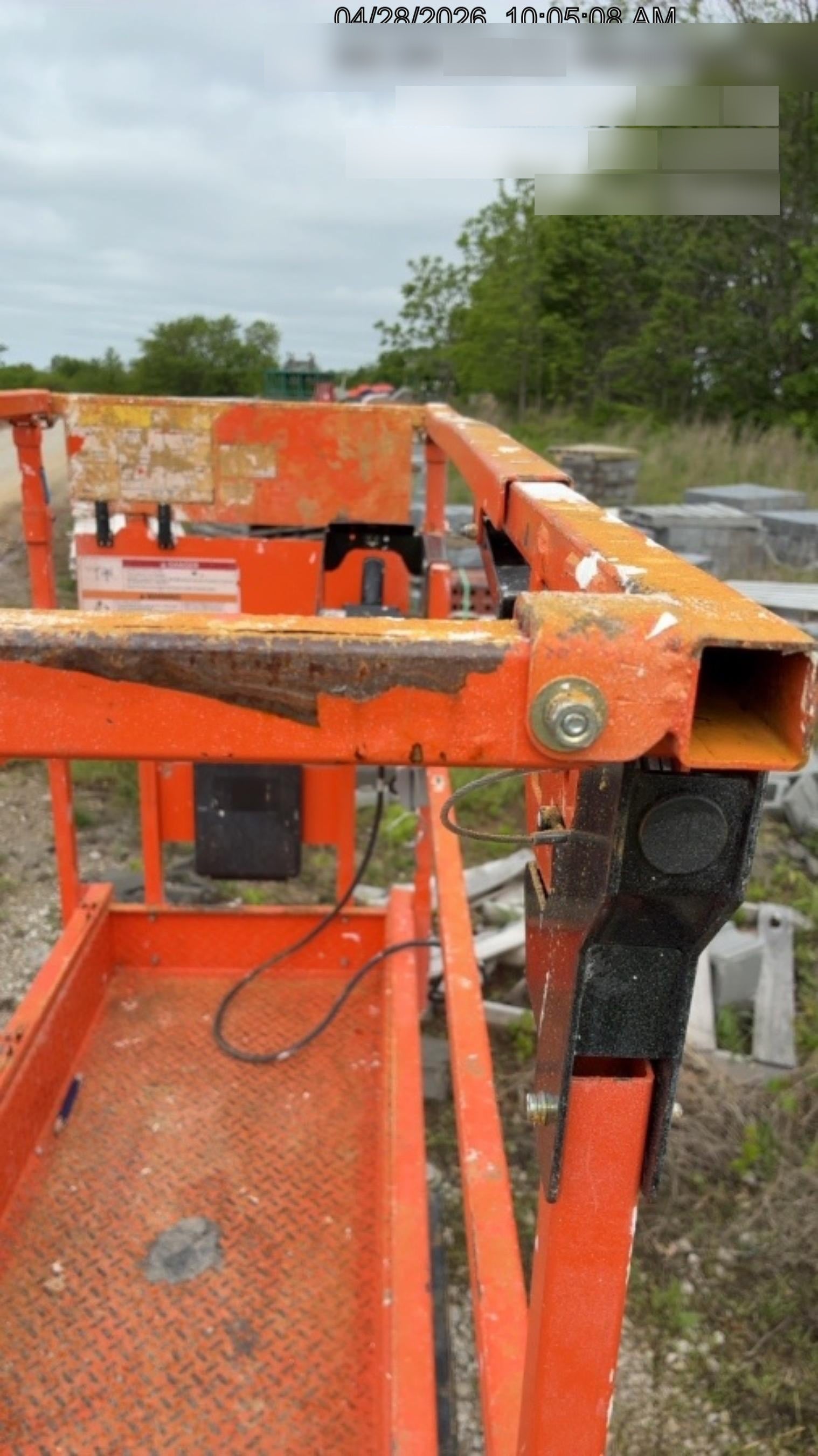 2021 JLG ES1932
