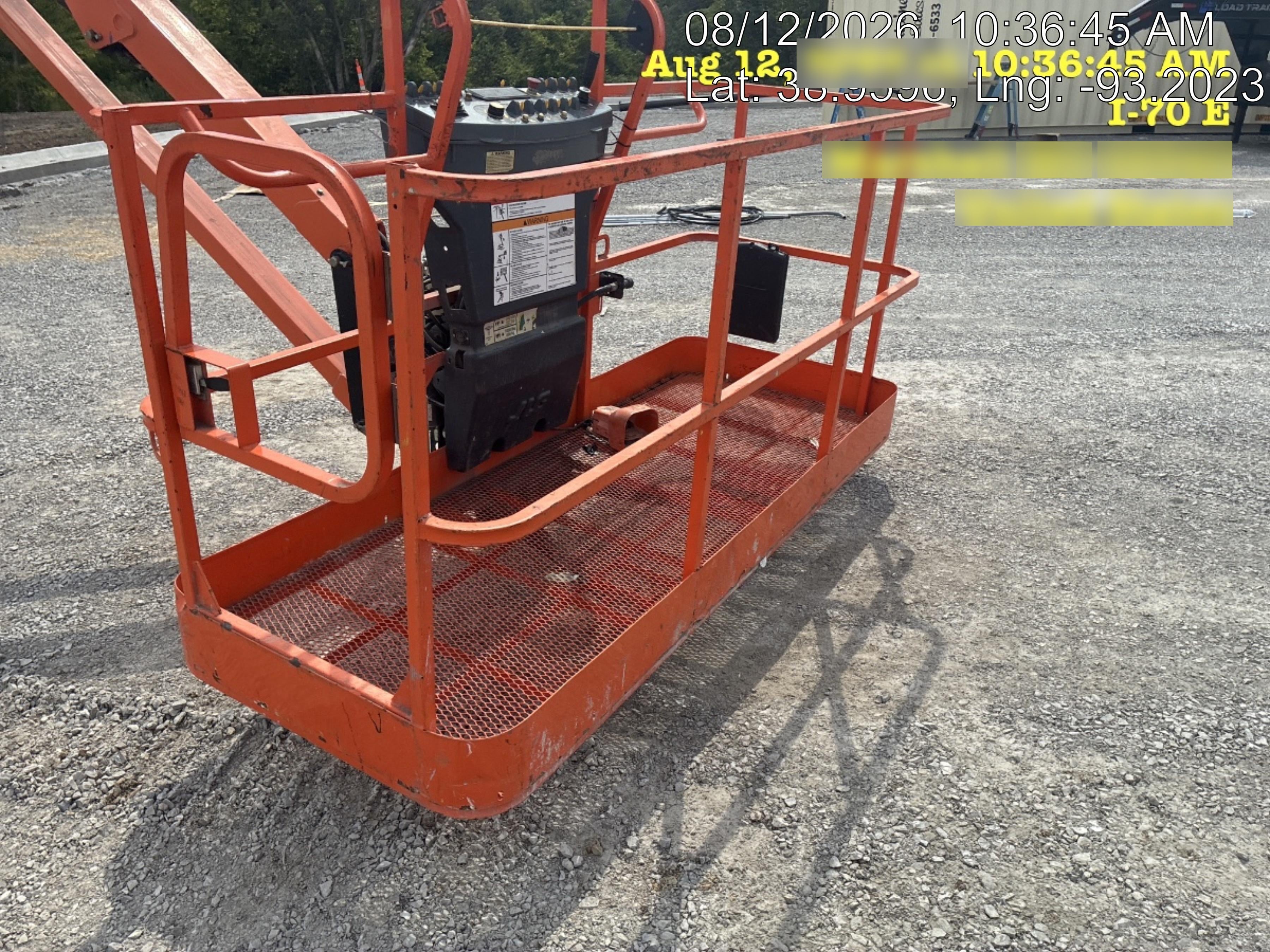 2021 JLG 1200SJP