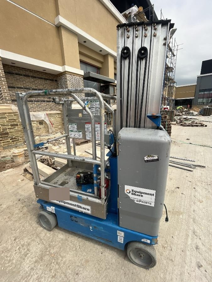 2019 GENIE GR-20