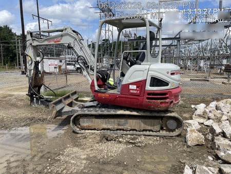 2020 TAKEUCHI TB250-2