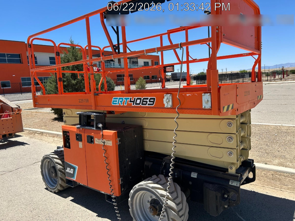 2022 JLG ERT4069