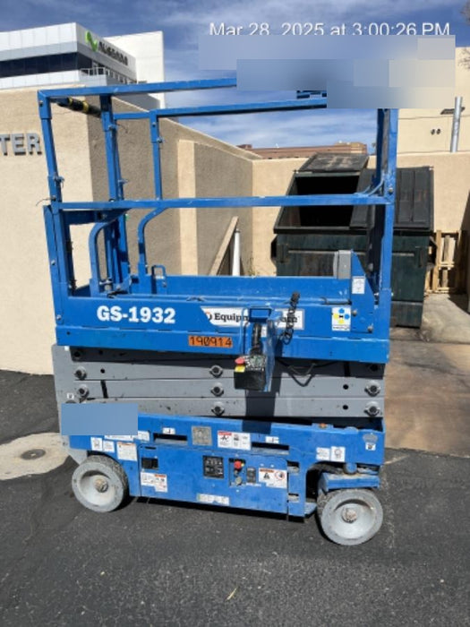 2021 GENIE GS-1932