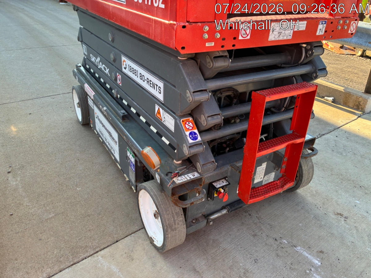 2021 SKYJACK SJ4732