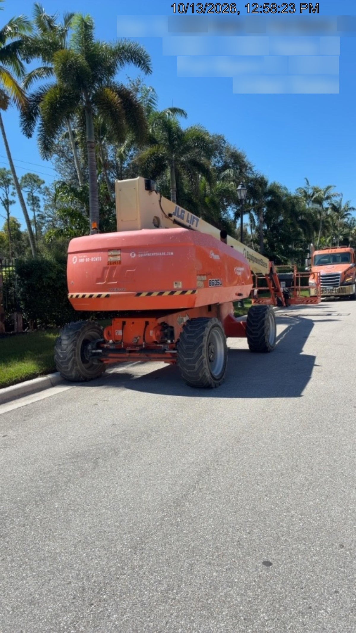 2022 JLG 860SJ