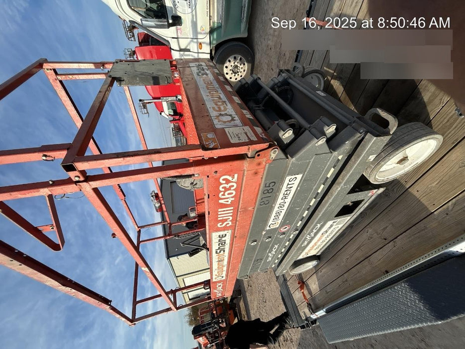 2018 Skyjack SJIII-4632 Skyjack SJIII4632 Scissor Lift w/Trojan Batteries