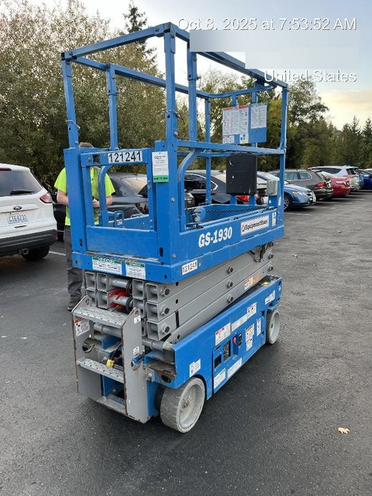 2020 Genie GS-1930 Solid Non Marking Tires, Beacon, Folding rails with half height swing gate, Telematics