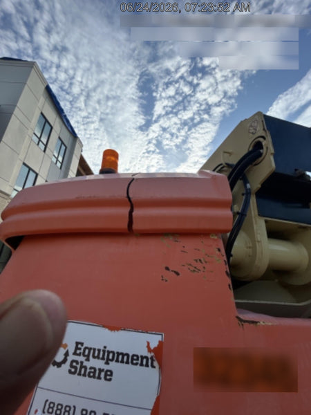2019 JLG 660SJ