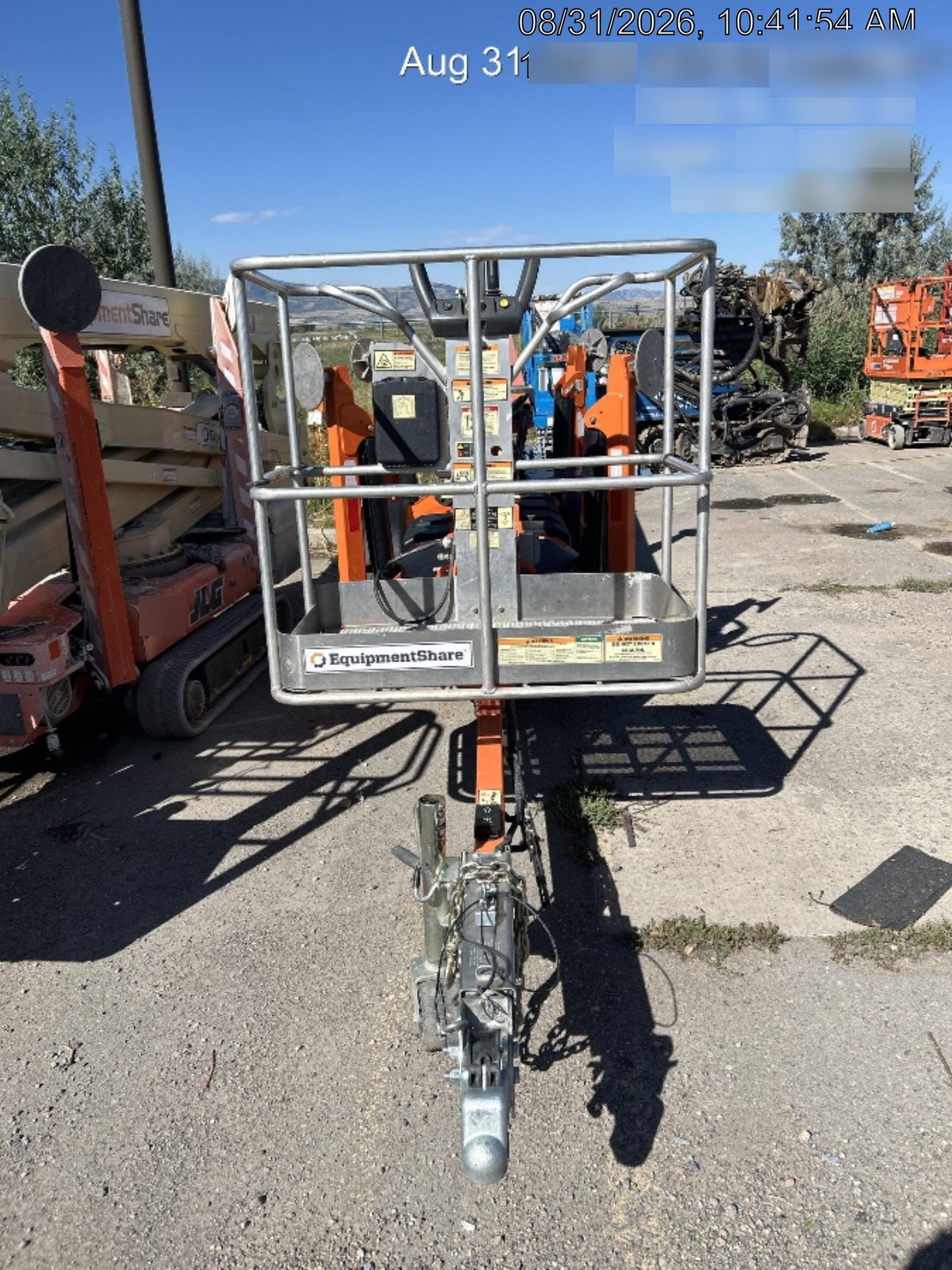 2022 JLG T350