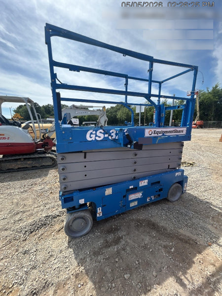 2022 GENIE GS-3232