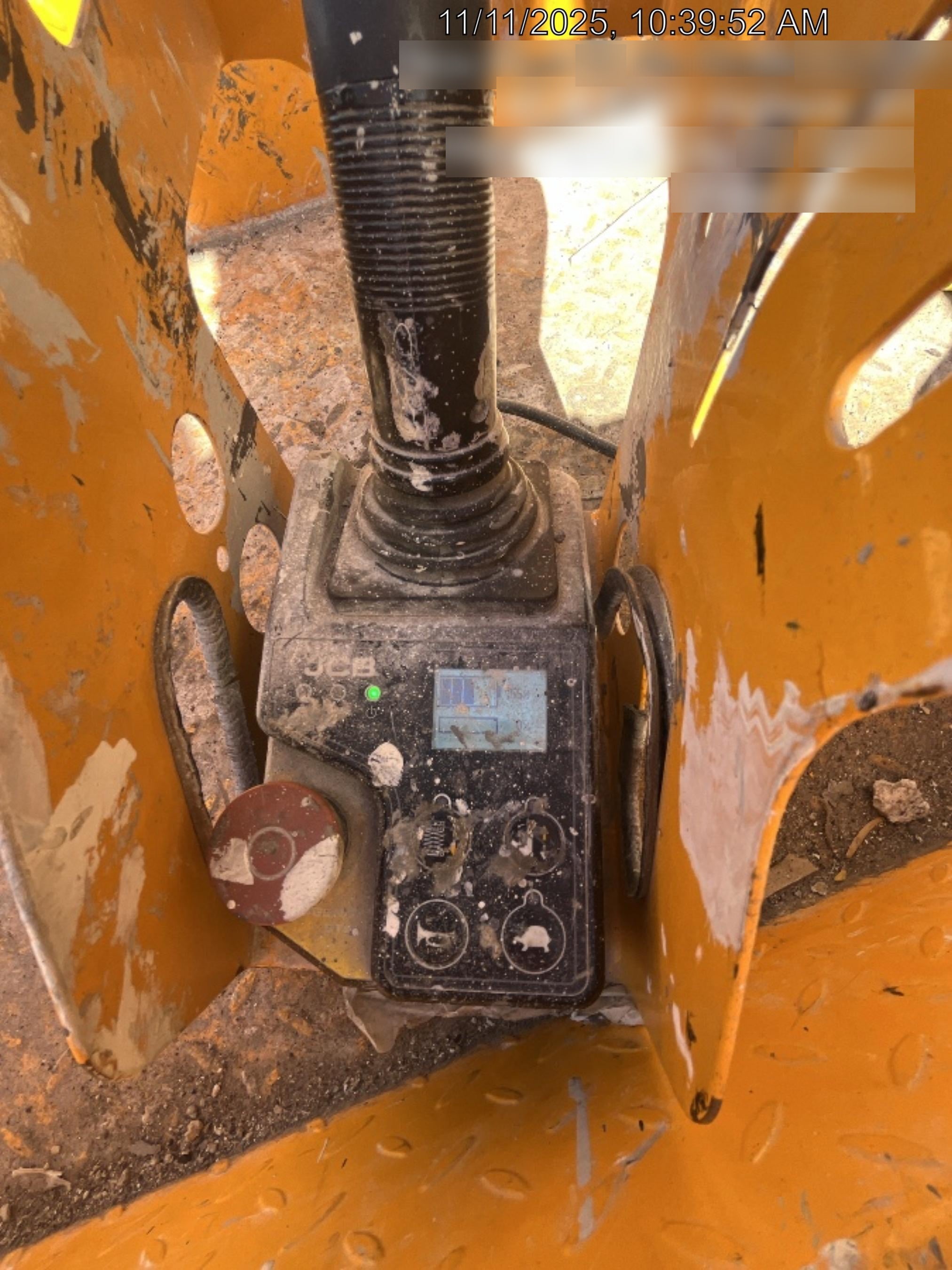 2024 JCB S1932E