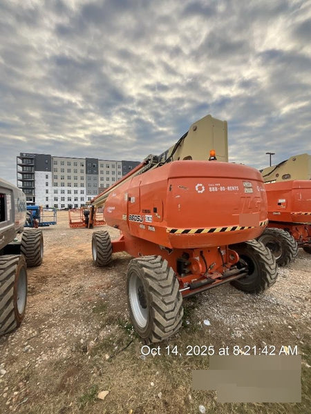 2022 JLG 860SJ