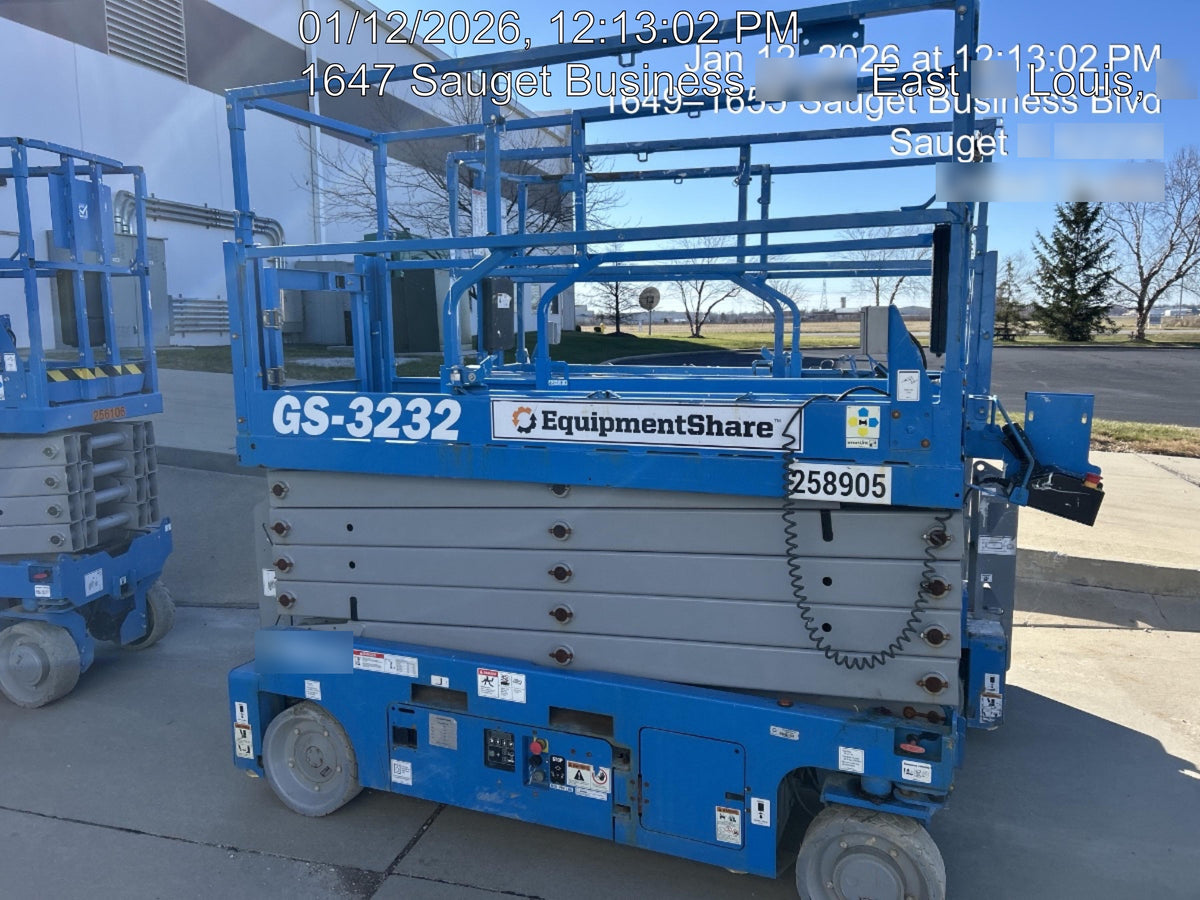 2022 GENIE GS-3232