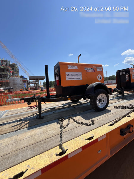 2021 Lincoln Electric Vantage 322 Vantage 322 Ready Pak 3 w/ Decals, ORANGE (includes trailer, cable rack, fender light kit) NO Telematics