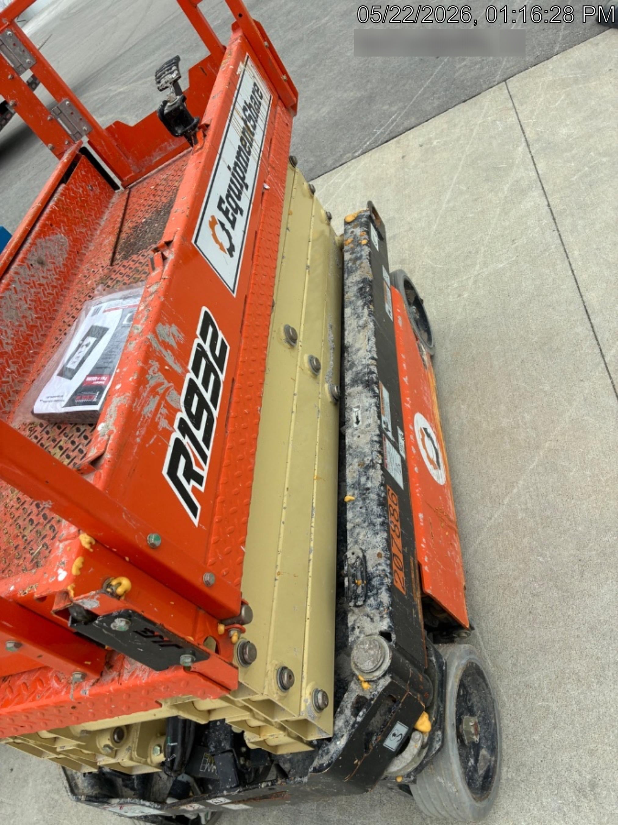 2022 JLG R1932