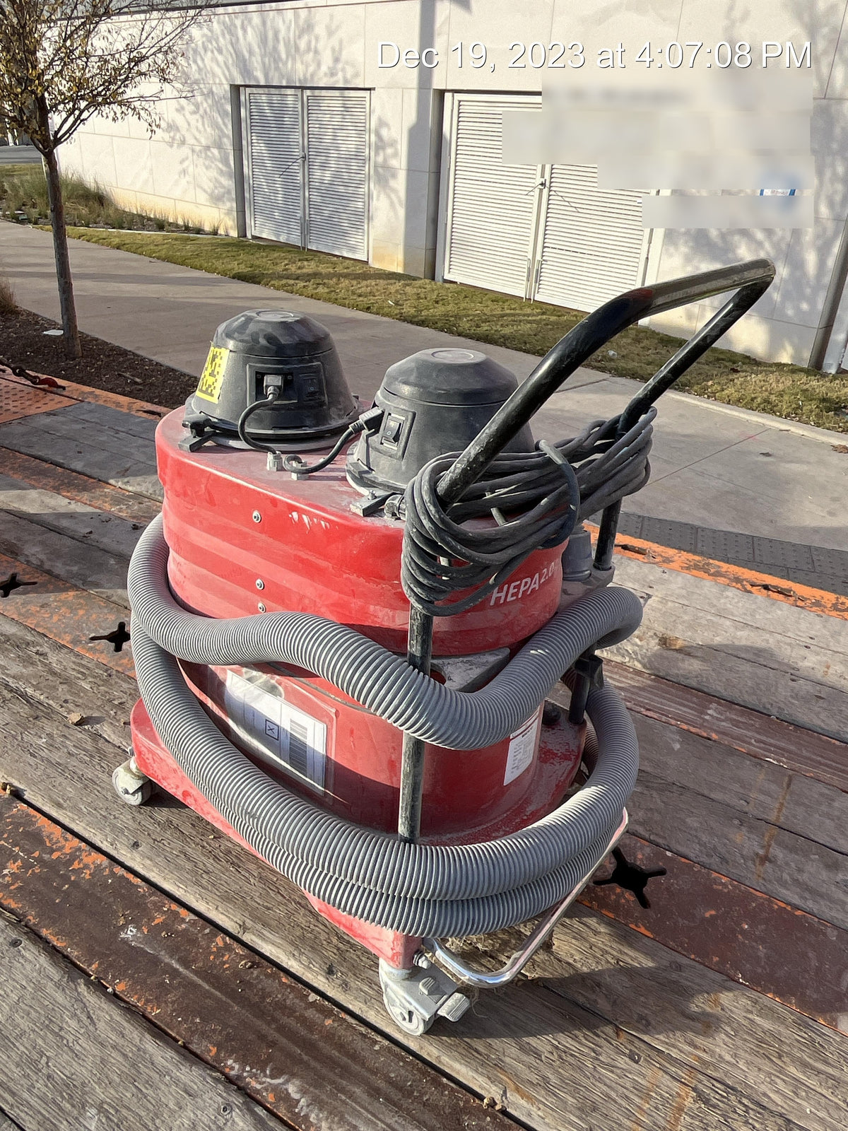 2023 EDCO VAC-200