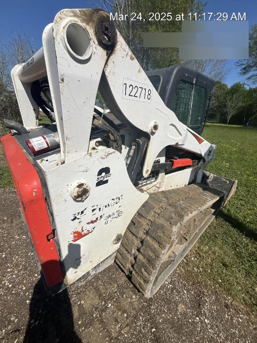 2020 Bobcat T740 74Hp T4, Cab/Heat/Air, Selectable Joystick Controls, Aux Hydraulics, Backup Alarm, P29 Performance Package, Rubber Tracks, Auto Ride Control, Reversing Fan, 7-Pin Attachment Control Kit