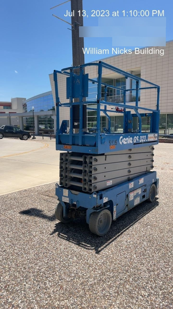 2017 GENIE GS-3232