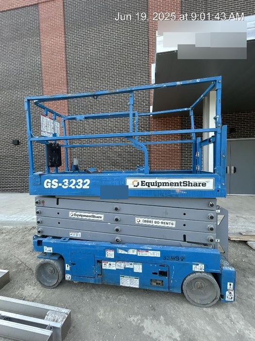 2019 Genie GS-3232 Standard Options