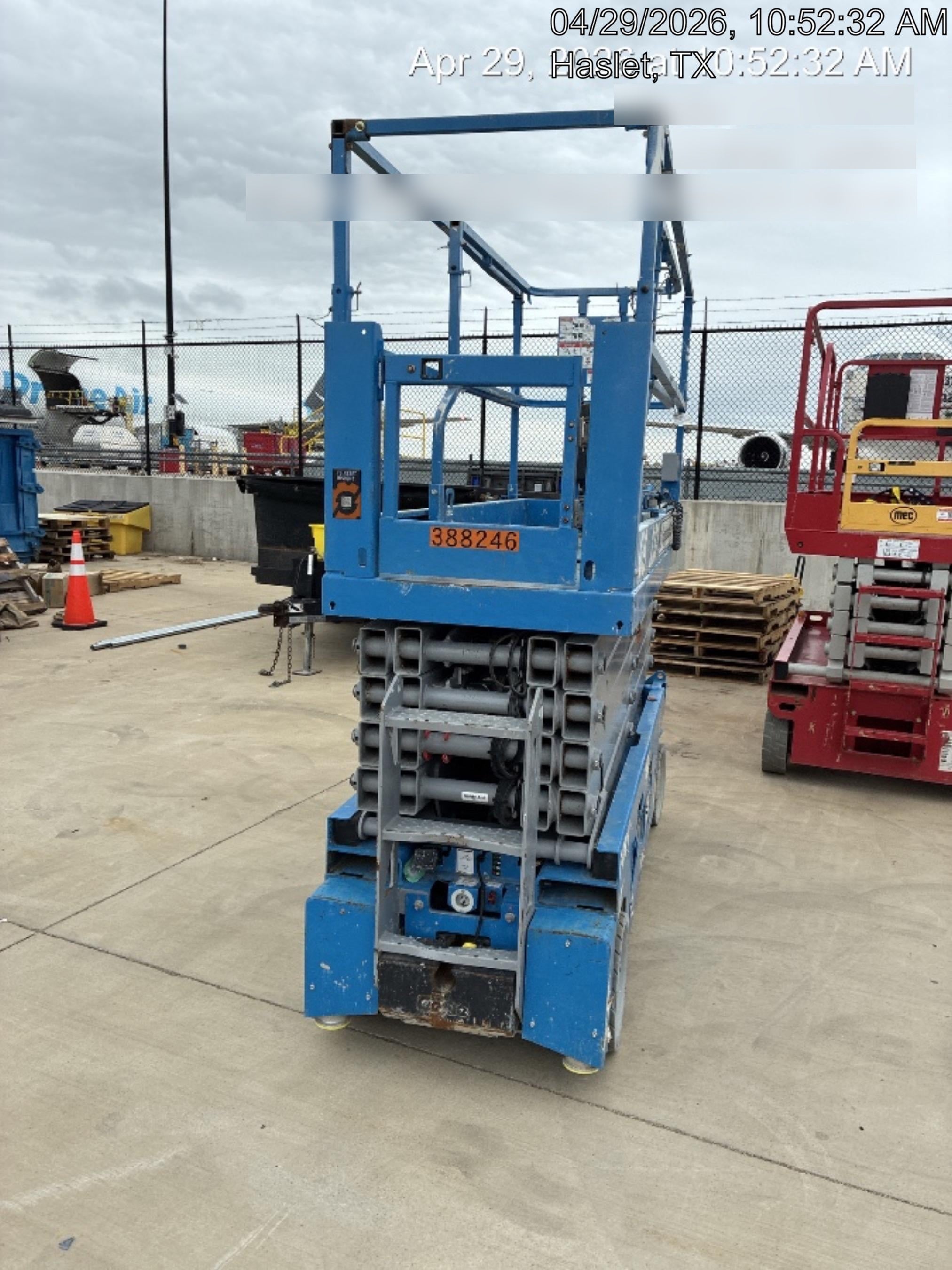 2024 GENIE GS-3232