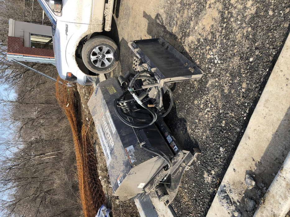 2019 PALADIN Sweepster SB72