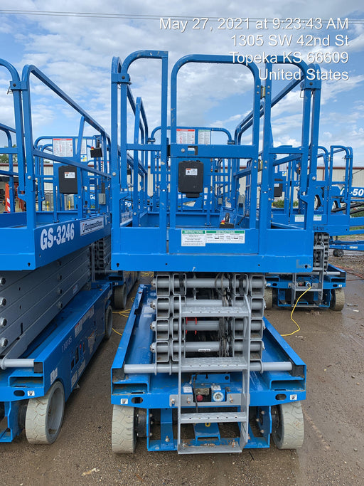 2020 Genie GS-3246 Standard, Folding full height swing gate