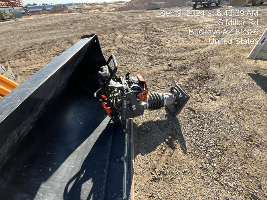 2024 HUSQVARNA LT6005