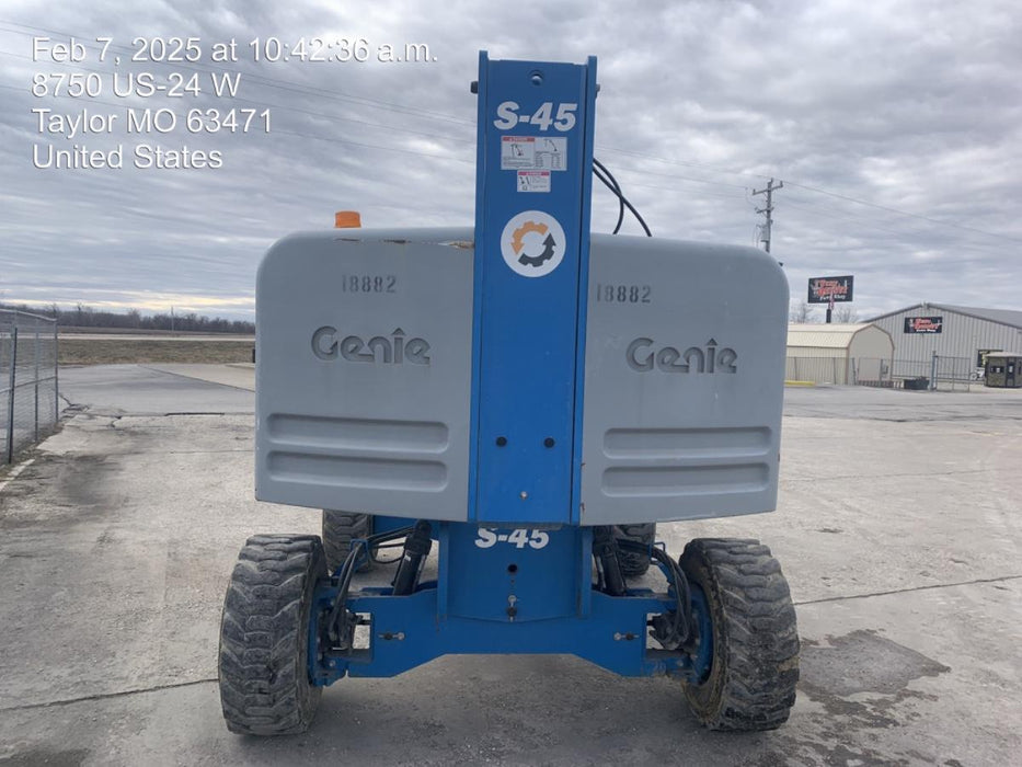 2018 Genie S-45