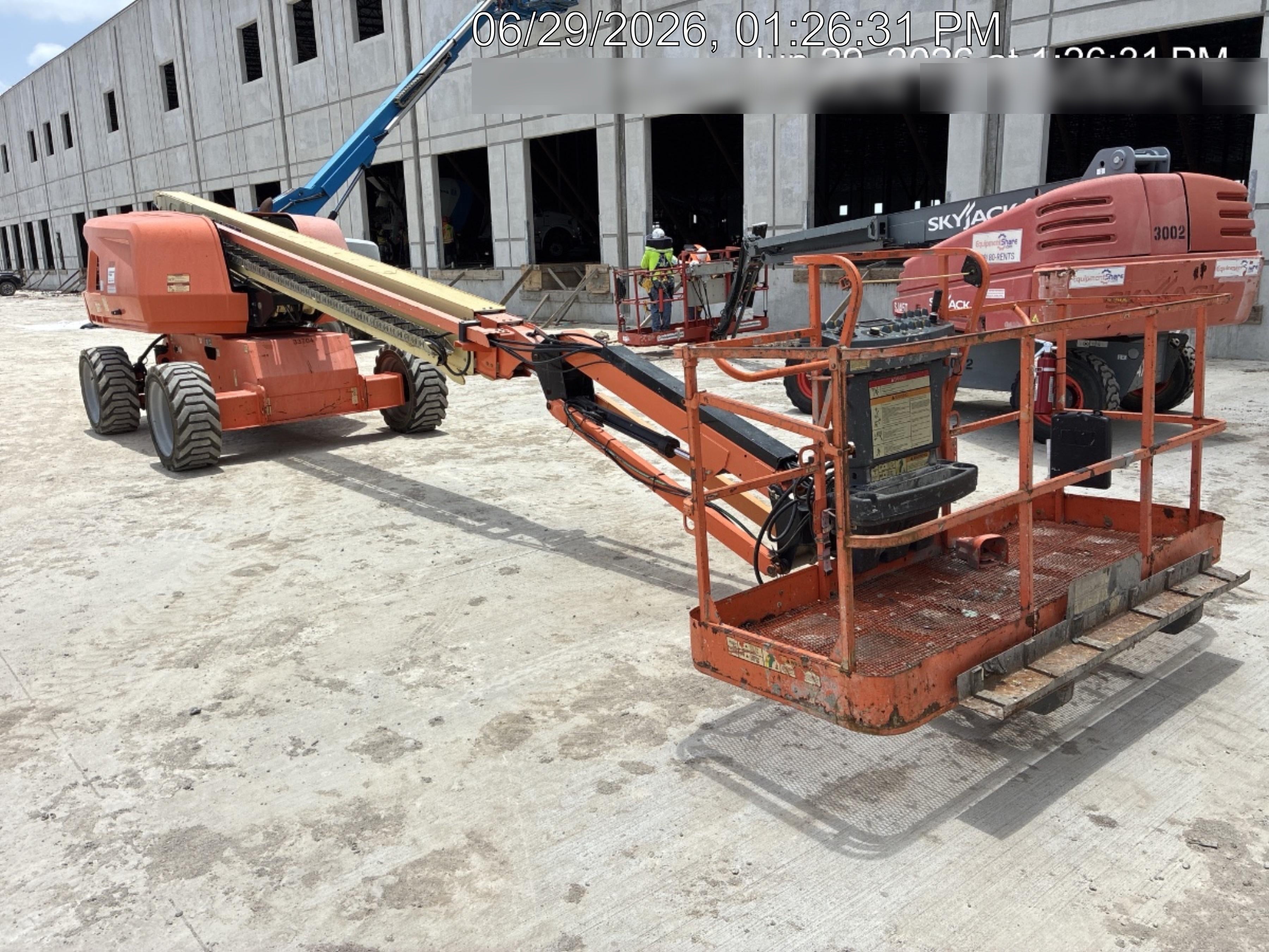 2019 JLG 660SJ