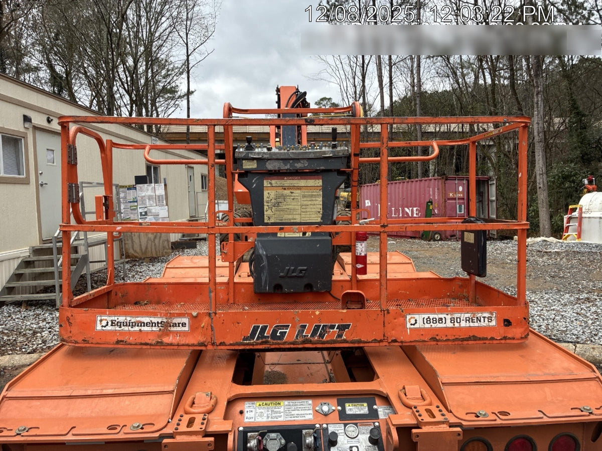 2020 JLG 800AJ