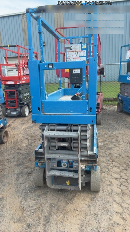 2023 GENIE GS-1932