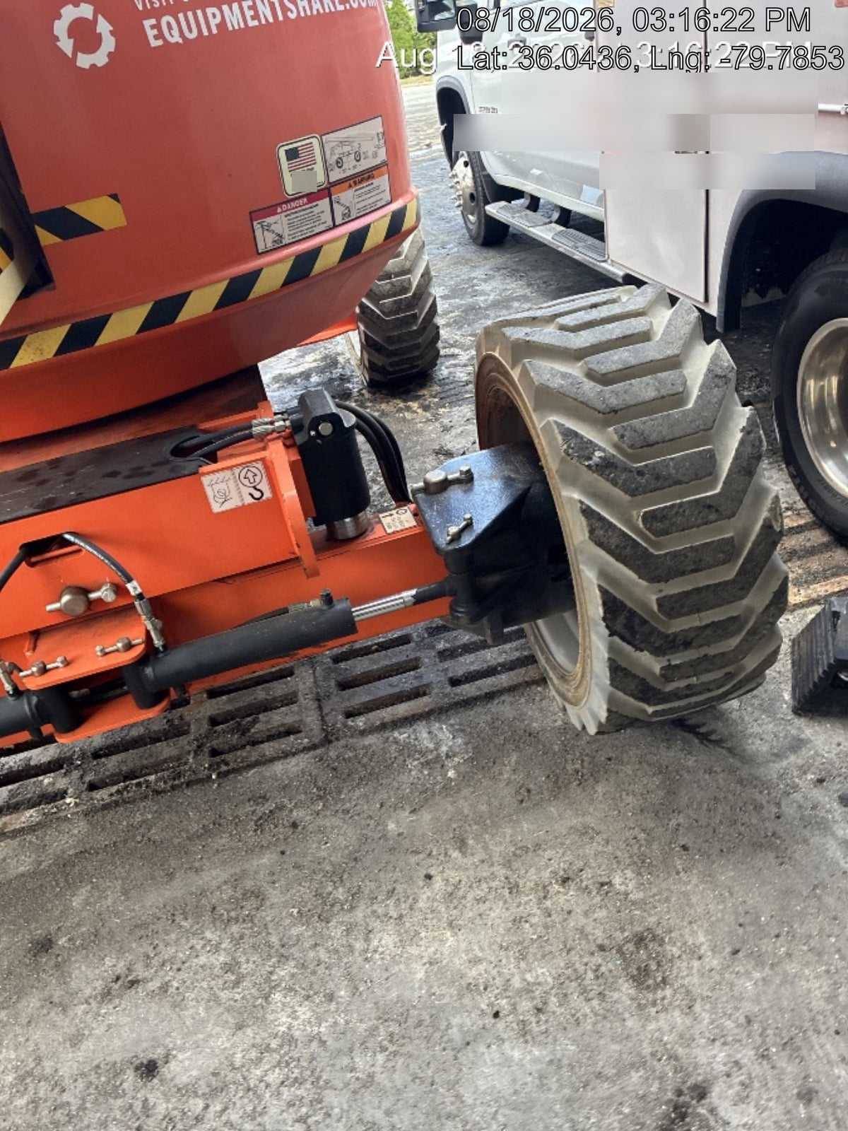 2023 JLG 600AJ