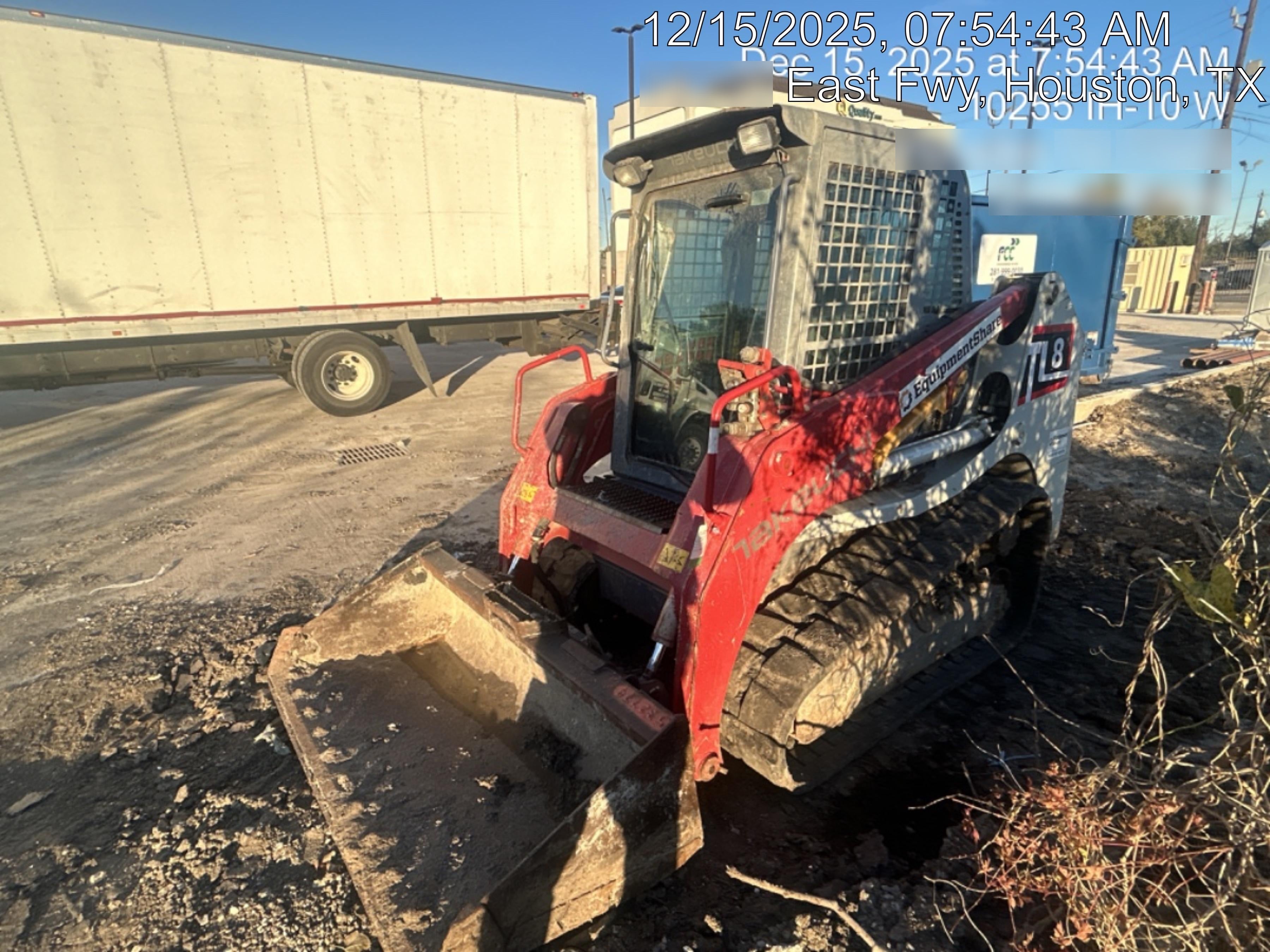 2019 Takeuchi TL8 Cab/Heat/AC, Back-up Alarm, Hydraulic QC 76" HD Bucket with smooth bolt-on edge