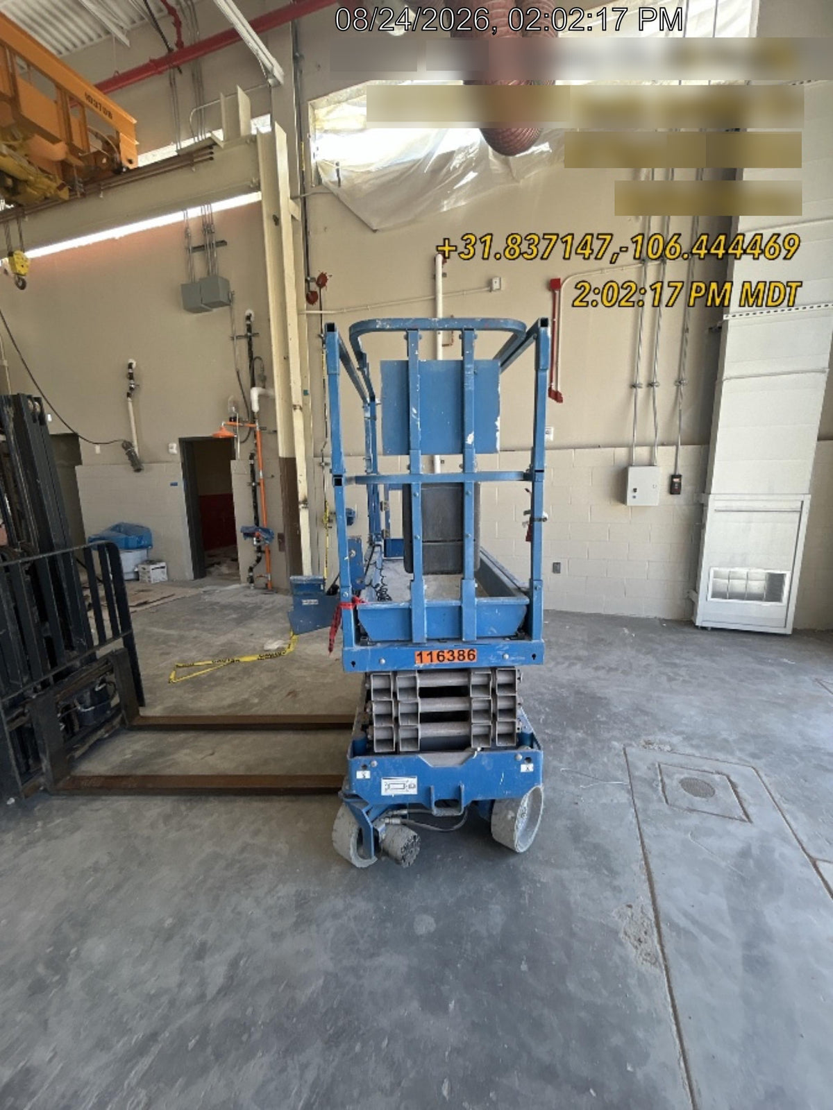 2020 Genie GS-1930 Solid Non Marking Tires, Beacon, Folding rails with half height swing gate