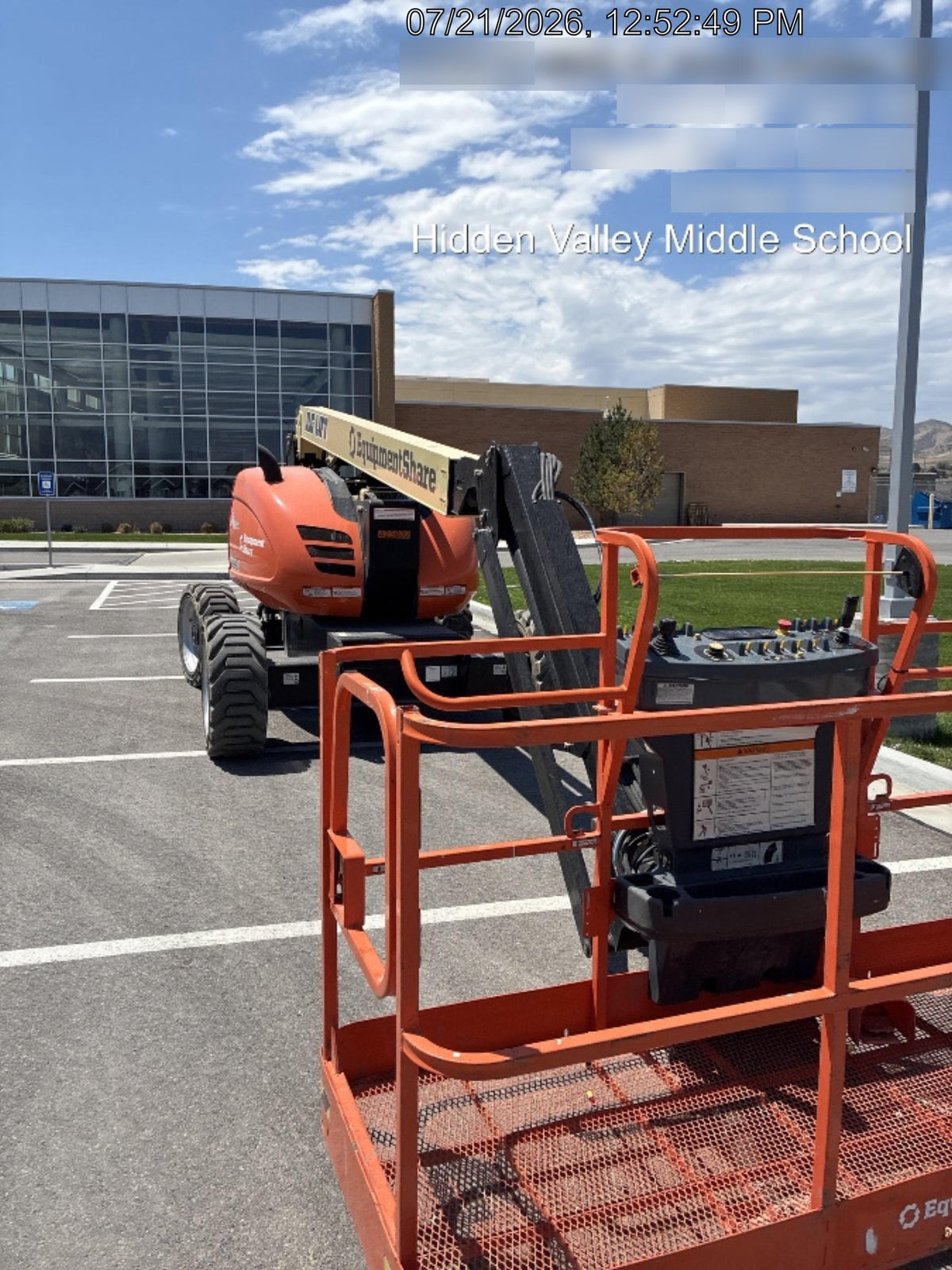 2024 JLG 600AJ