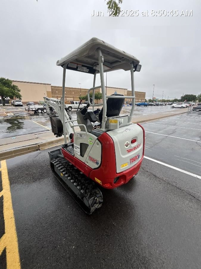 2022 TAKEUCHI TB20e