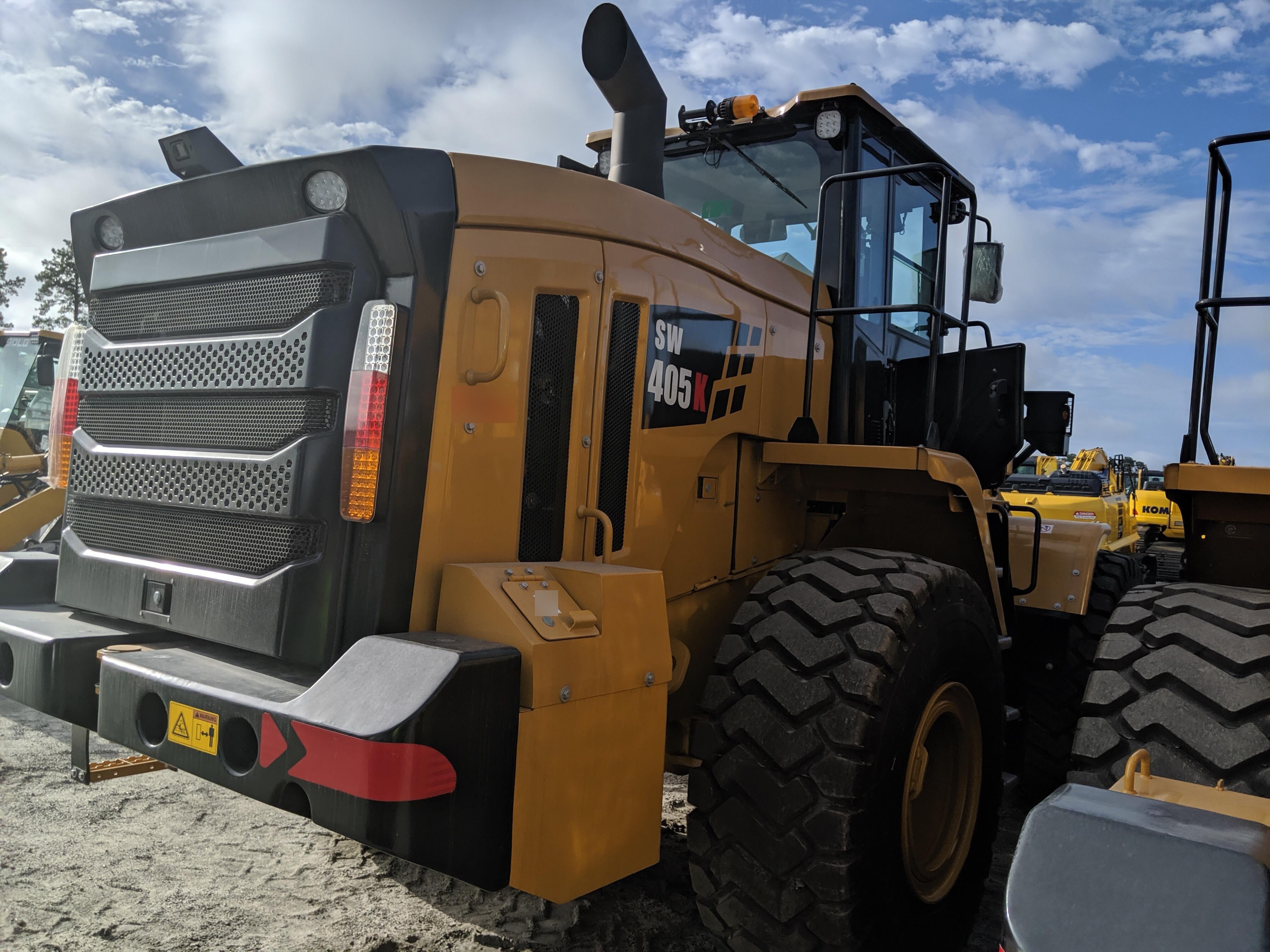 2019 Sany SW405K Tier 4, Cab, 3rd Function Hydraulics Smooth Pin On Bucket