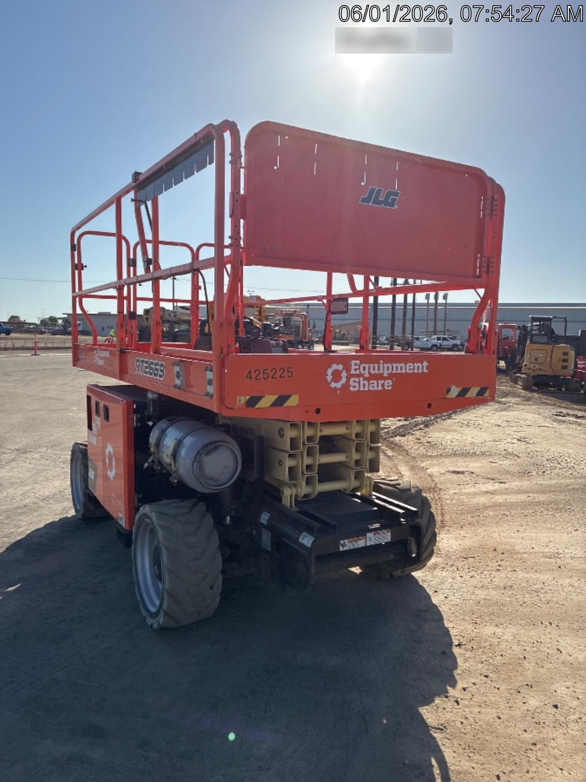 2024 JLG RT2669